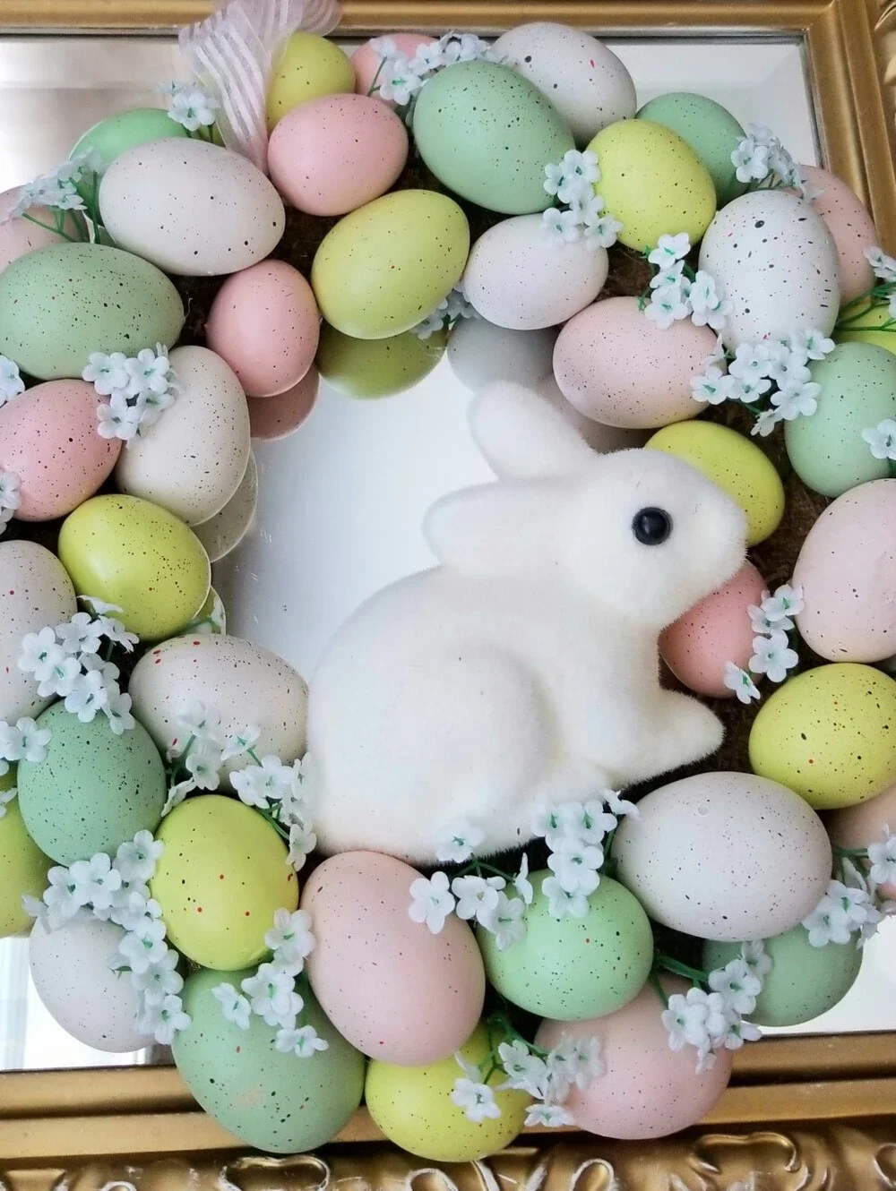 ❗Couquette Style Easter Wreath with Center Bunny and Speckled Pastel Eggs❗